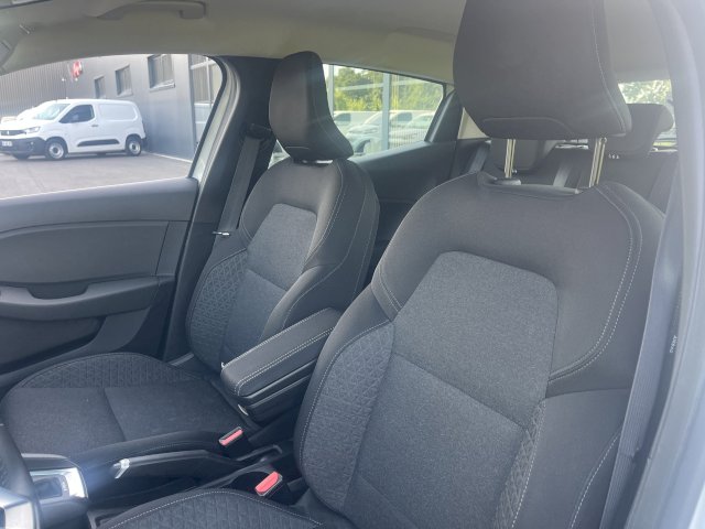 Renault Renault Clio V 1.6 E-Tech 140ch Business Garantie Nationale 12 Mois