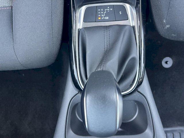 CITROEN C4 Cactus 1.5 HDI 120 EAT6  BUSINESS Garantie Nationale 12 Mois