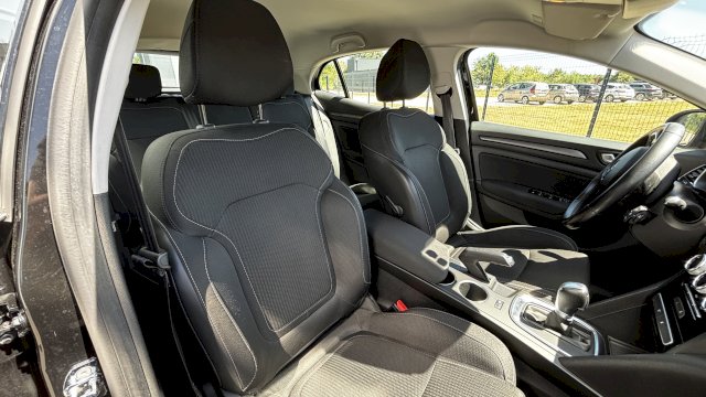 Renault Megane IV 1.5 Blue dCi 115ch Business Garantie Nationale 12 Mois