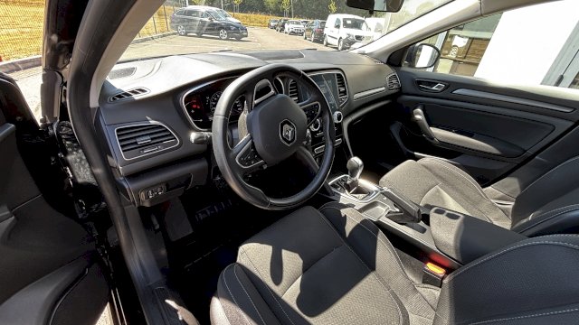 Renault Megane IV 1.5 Blue dCi 115ch Business Garantie Nationale 12 Mois