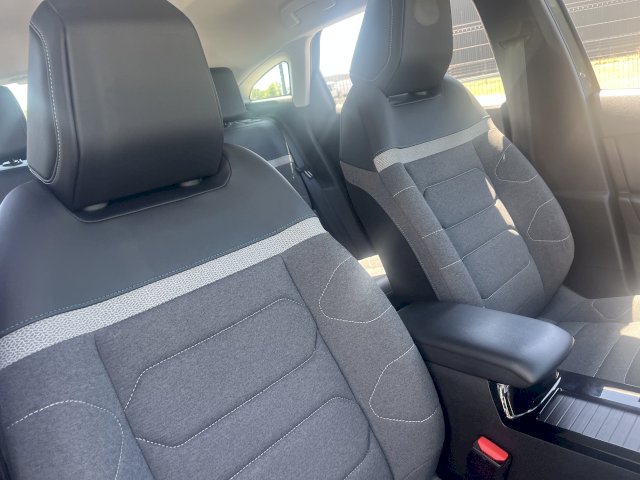CITROEN C4 III BlueHDi 110ch S&S Feel Pack Business Garantie Nationale 12 Mois