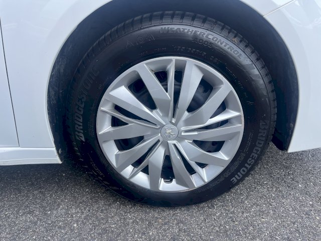 PEUGEOT Peugeot 208 208 1.5 DHI PREMIUM PACK 2 PLACES