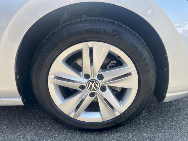 Volkswagen Volkswagen Golf 2.0 TDI 115ch Life Business / Garantie 12 mois nationale