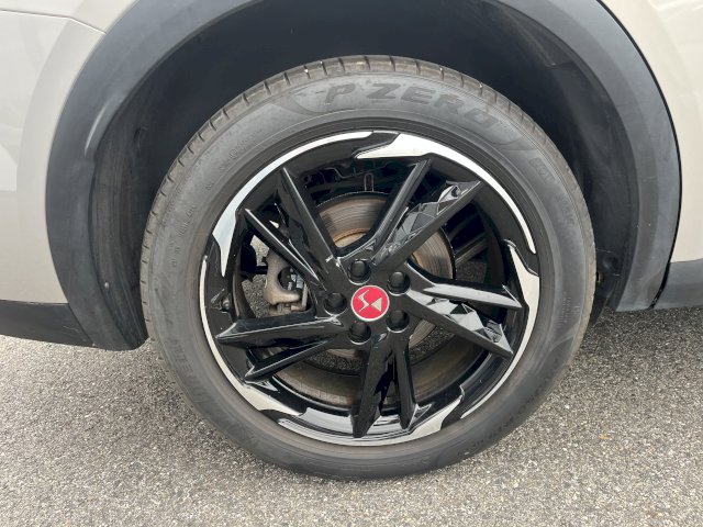 DS 7 Crossback HYBRYDE  E-TENSE 225 EAT8 PERFORMENCE LINE Garantie Nationale 12 Mois