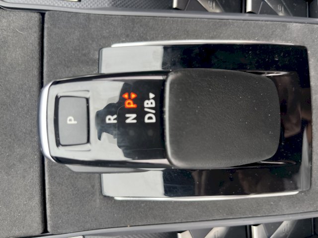 DS 7 Crossback HYBRYDE  E-TENSE 225 EAT8 PERFORMENCE LINE Garantie Nationale 12 Mois