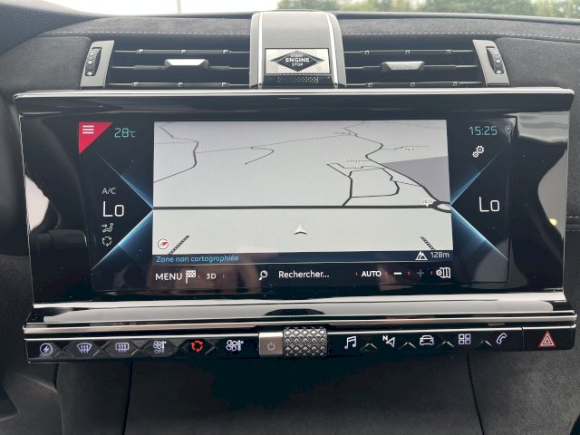 DS 7 Crossback HYBRYDE  E-TENSE 225 EAT8 PERFORMENCE LINE Garantie Nationale 12 Mois