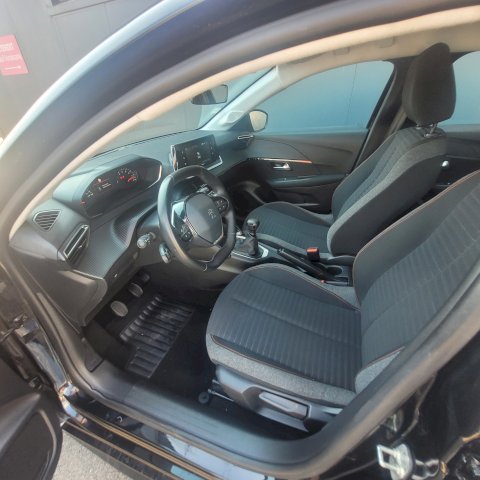 PEUGEOT 208 1.5 BHDI 100 CV ACTIVE BUSINESS RS Garantie Nationale 12 Mois