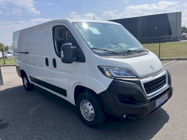 PEUGEOT Peugeot Boxer HDI 110 CV  3T330 L2H1 PREMIUM PACK Garantie 12 Mois
