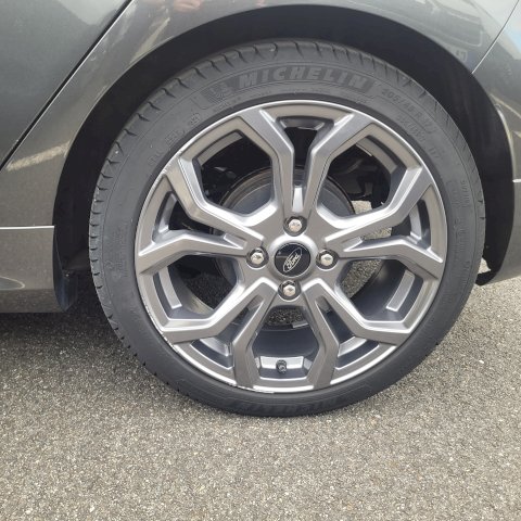 FORD Ford Fiesta Flexifuel 95ch ST-Line 5p garantie nationale 12 mois