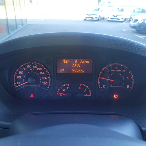 PEUGEOT Peugeot Boxer HDI 110 CV 3T330 L2H2 garantie nationale  12 mois