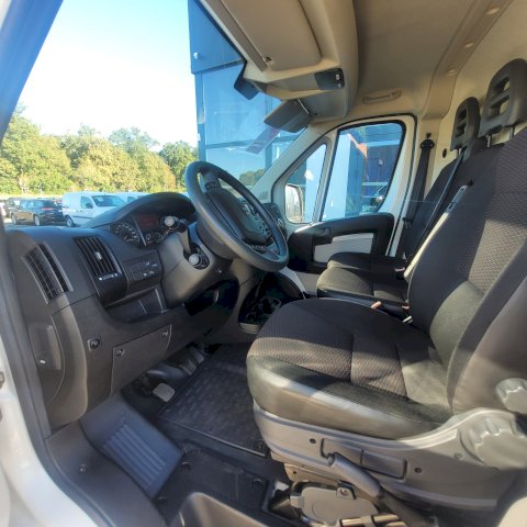 PEUGEOT Peugeot Boxer HDI 110 CV 3T330 L2H2 garantie nationale  12 mois