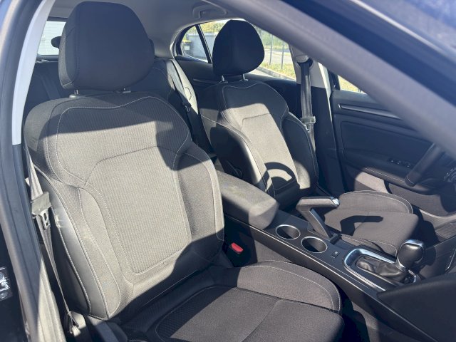 Renault Megane IV 1.5 Blue dCi 115ch Business Garantie Nationale 12 Mois