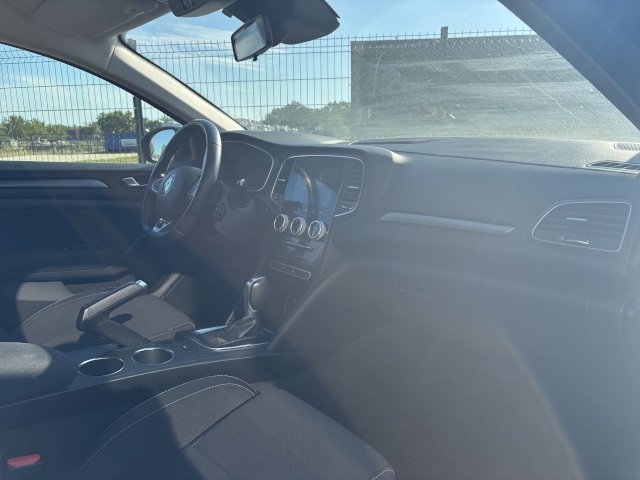 Renault Megane IV 1.5 Blue dCi 115ch Business Garantie Nationale 12 Mois