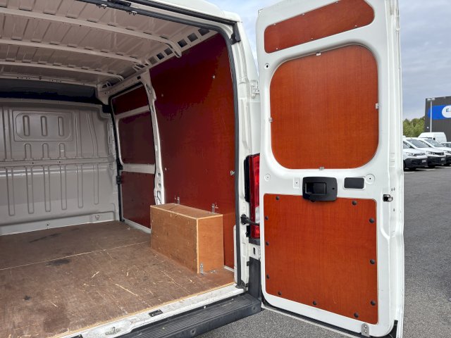 PEUGEOT Peugeot Boxer HDI 110 CV 3T330 L2H2 garantie nationale  12 mois