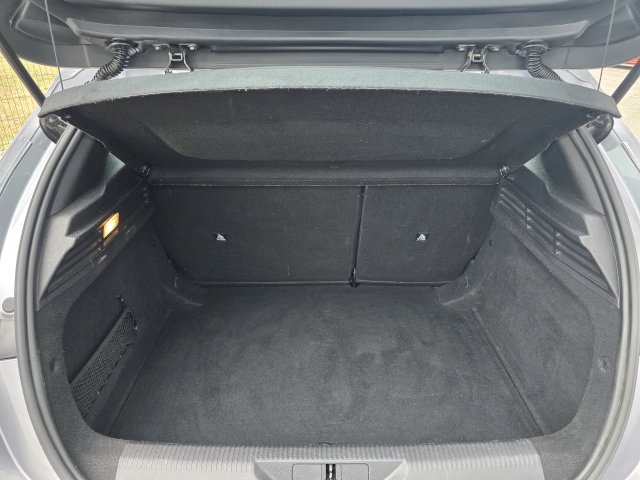 PEUGEOT Peugeot 308 III 1.5 BlueHDi 130ch S&S Active Pack EAT8