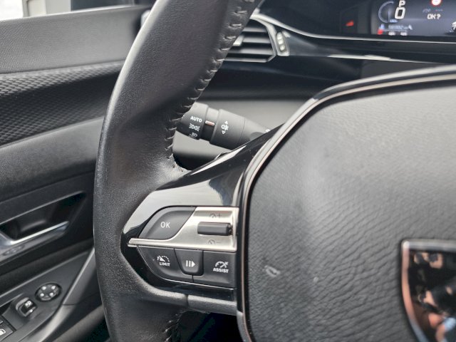 PEUGEOT Peugeot 308 III 1.5 BlueHDi 130ch S&S Active Pack EAT8