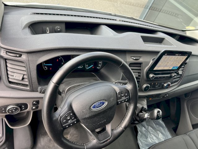 FORD TRANSIT CUSTOM 2.0 ECOBLUE 130CV TREND BUSINESS L1H1+ATTELAGE