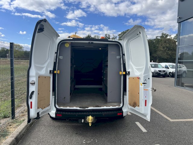 FORD TRANSIT CUSTOM 2.0 ECOBLUE 130CV TREND BUSINESS L1H1+ATTELAGE
