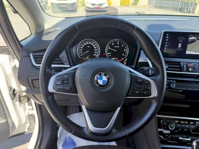 BMW BMW Serie 2 Activetourer I (F45) 220dA 190ch Business Design