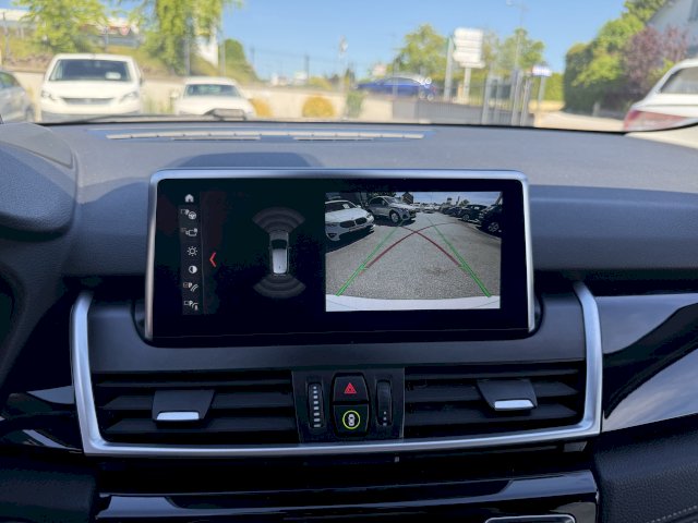 BMW BMW Serie 2 Activetourer I (F45) 220dA 190ch Business Design