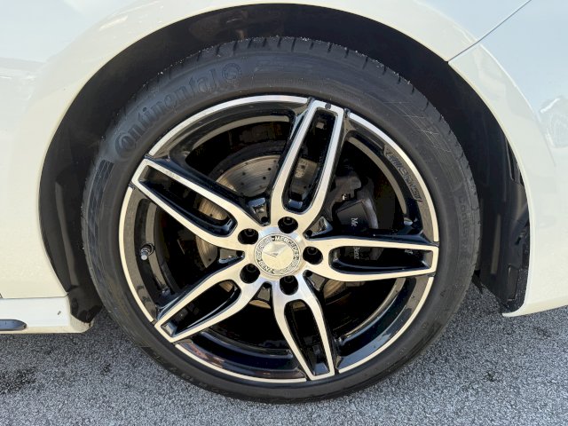 Mercedes-Benz Mercedes-Benz Classe A III (W176) 200 d WhiteArt Edition 7G-DCT
