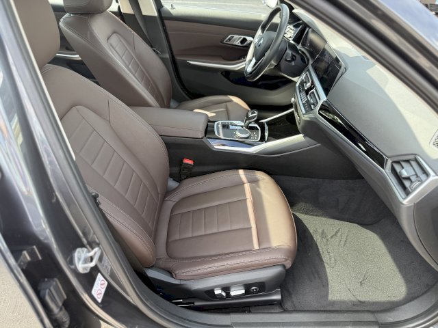BMW BMW Série 3 VI (F30) 320dA 190ch Lounge Euro6c