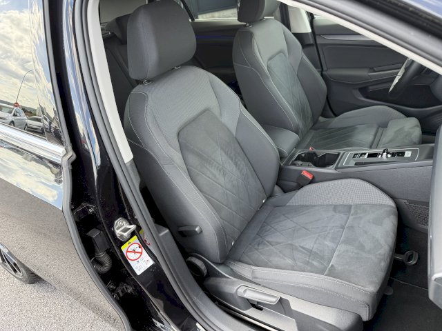 Volkswagen Volkswagen Golf VIII 2.0 TDI SCR 150ch Style DSG7