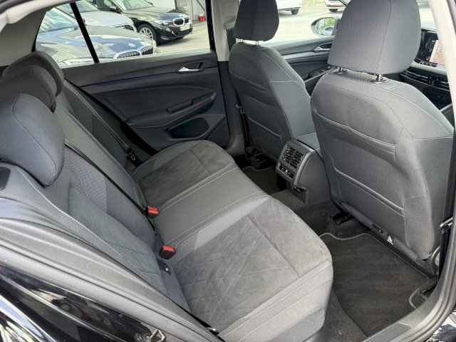 Volkswagen Volkswagen Golf VIII 2.0 TDI SCR 150ch Style DSG7