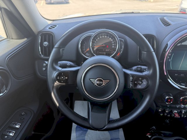 Mini Mini Countryman II (F60) Cooper D 150ch Classic BVA8