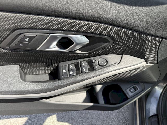BMW BMW Série 3 Touring VII (G21) 320dA MH xDrive 190ch Lounge