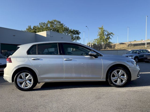 Volkswagen Volkswagen Golf 1.5 ETSI  150CH LIFE DSG PREMIERE MAIN