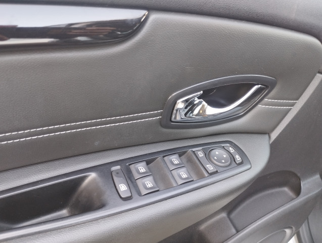 Renault Renault Grand Scenic III (R95) 1.6 dCi 130ch energy Bose eco² 7 places 2015