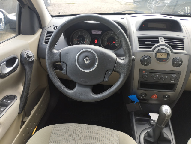 Renault Renault Megane 1.6 16V IMPULSION