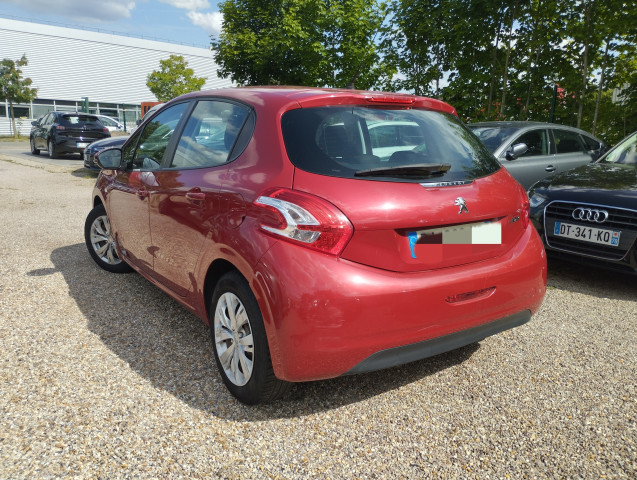 Peugeot Peugeot 208 1.4 HDI BVM5 ACTIVE