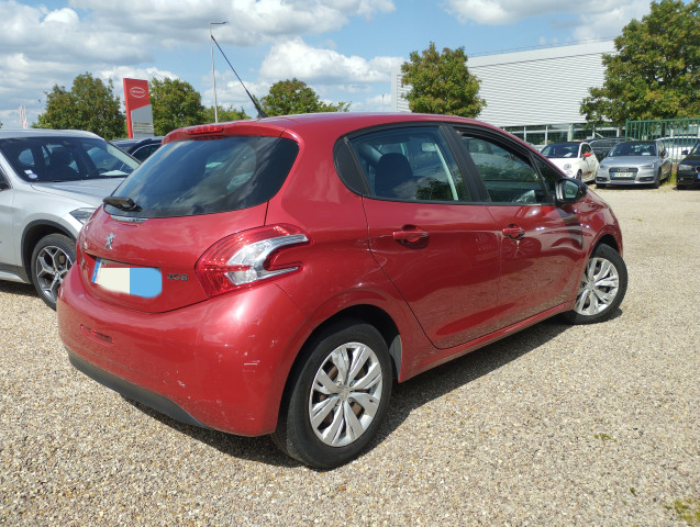Peugeot Peugeot 208 1.4 HDI BVM5 ACTIVE