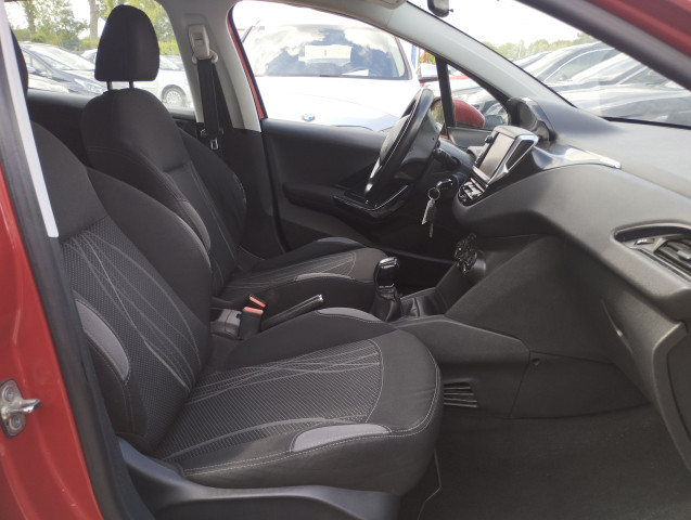 Peugeot Peugeot 208 1.4 HDI BVM5 ACTIVE