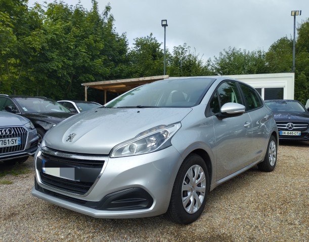 Peugeot Peugeot 208 1.6 HDI 75 CH 5P