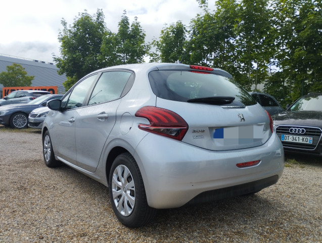 Peugeot Peugeot 208 1.6 HDI 75 CH 5P