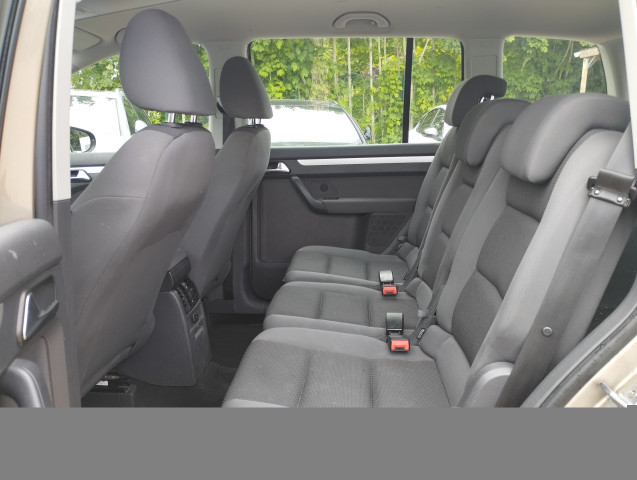 Volkswagen Volkswagen Touran II 1.6 TDI 105 FAP BlueMotion Technology Confortline Business