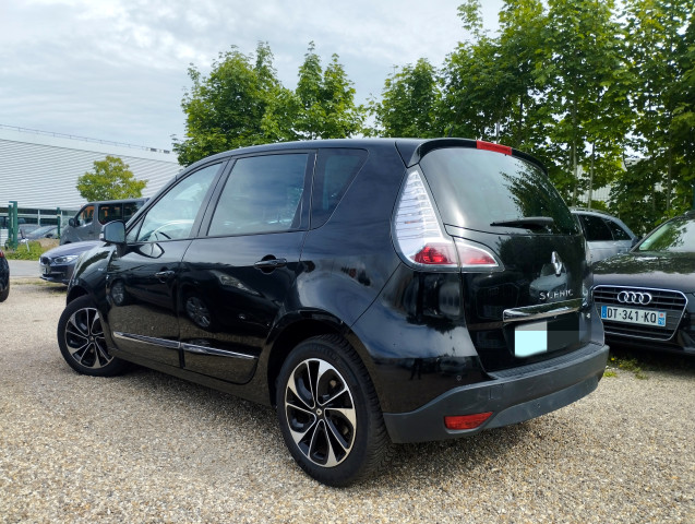 Renault Renault Megane III (D95) 1.5 dCi 110ch FAP Bose EDC Euro6 2015