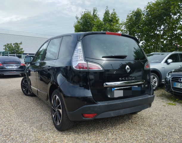 Renault Renault Megane III (D95) 1.5 dCi 110ch FAP Bose EDC Euro6 2015