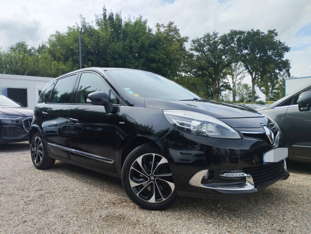 Renault Renault Megane III (D95) 1.5 dCi 110ch FAP Bose EDC Euro6 2015