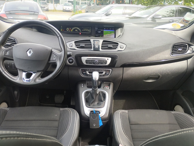 Renault Renault Megane III (D95) 1.5 dCi 110ch FAP Bose EDC Euro6 2015