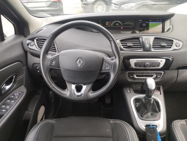 Renault Renault Megane III (D95) 1.5 dCi 110ch FAP Bose EDC Euro6 2015