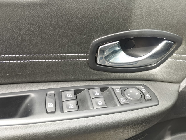 Renault Renault Megane III (D95) 1.5 dCi 110ch FAP Bose EDC Euro6 2015