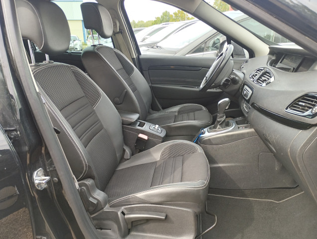 Renault Renault Megane III (D95) 1.5 dCi 110ch FAP Bose EDC Euro6 2015