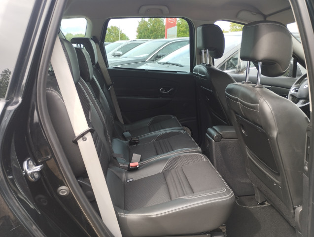 Renault Renault Megane III (D95) 1.5 dCi 110ch FAP Bose EDC Euro6 2015