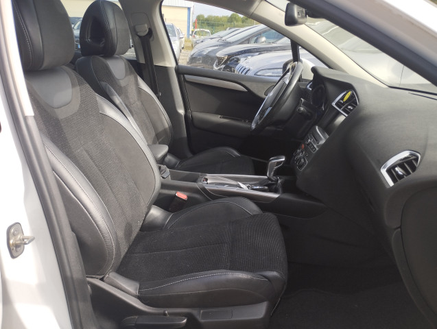Citroën Citroën C4 II PureTech 130ch Shine S&S EAT6