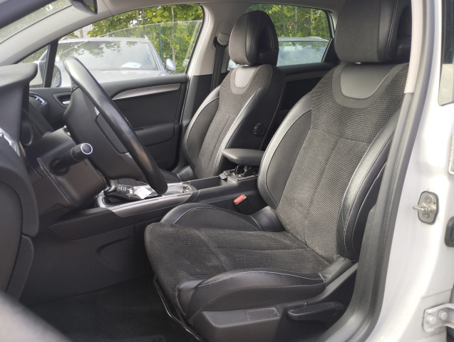 Citroën Citroën C4 II PureTech 130ch Shine S&S EAT6