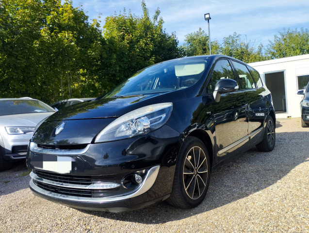 Renault Renault Grand Scenic III (R95) 1.6 dCi 130ch energy Bose eco² 7 places